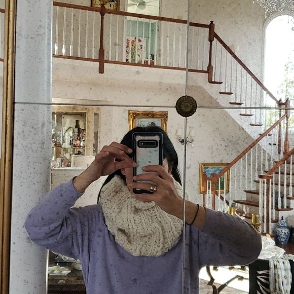 2 AEO Endless Scarves, 1 Rainbow 🌈 - Picture 11 of 11